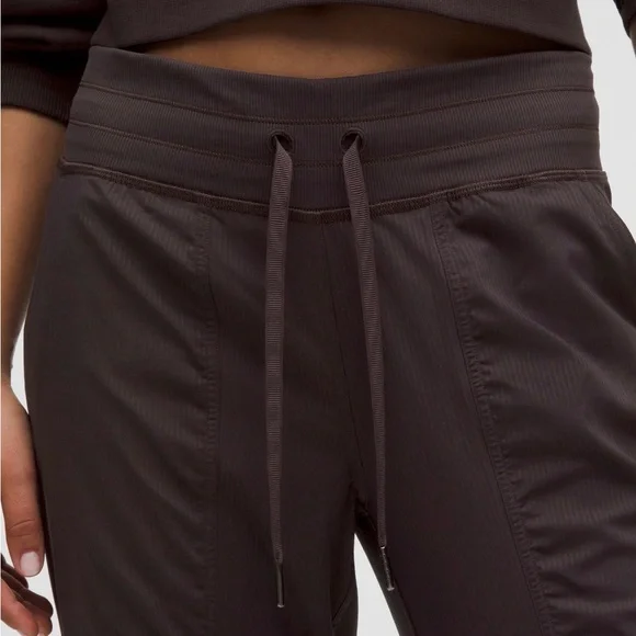 Brand new lululemon swift joggers - Picture 3 of 6